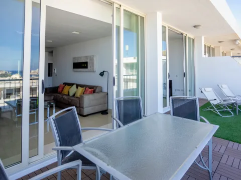 2 bed Penthouse For Rent in Gzira, Gzira - thumb 13