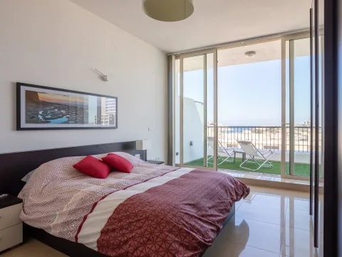 2 bed Penthouse For Rent in Gzira, Gzira - thumb 8