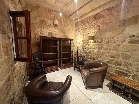 4 bed Town House For Rent in Mosta, Mosta - thumb 4