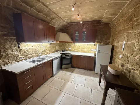 4 bed Town House For Rent in Mosta, Mosta - thumb 6