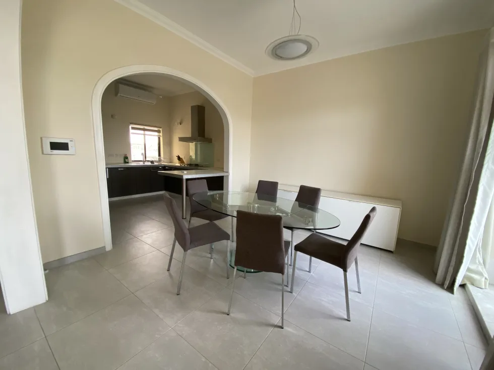 3 bed Penthouse For Rent in Sliema, Sliema - thumb 2