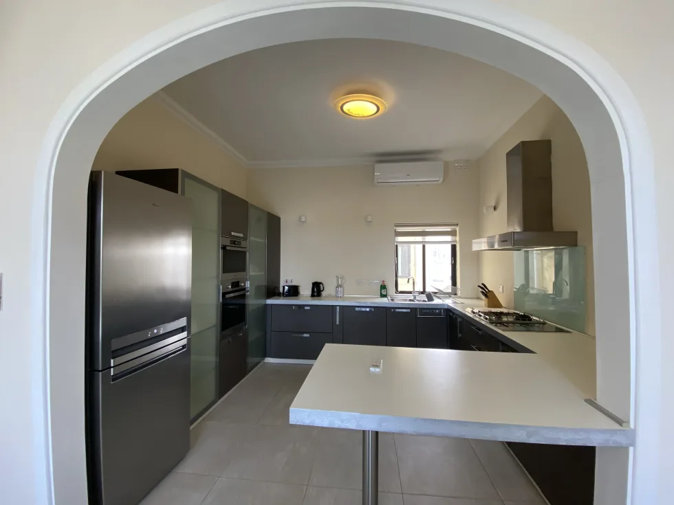 3 bed Penthouse For Rent in Sliema, Sliema - thumb 3