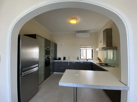 3 bed Penthouse For Rent in Sliema, Sliema - thumb 3