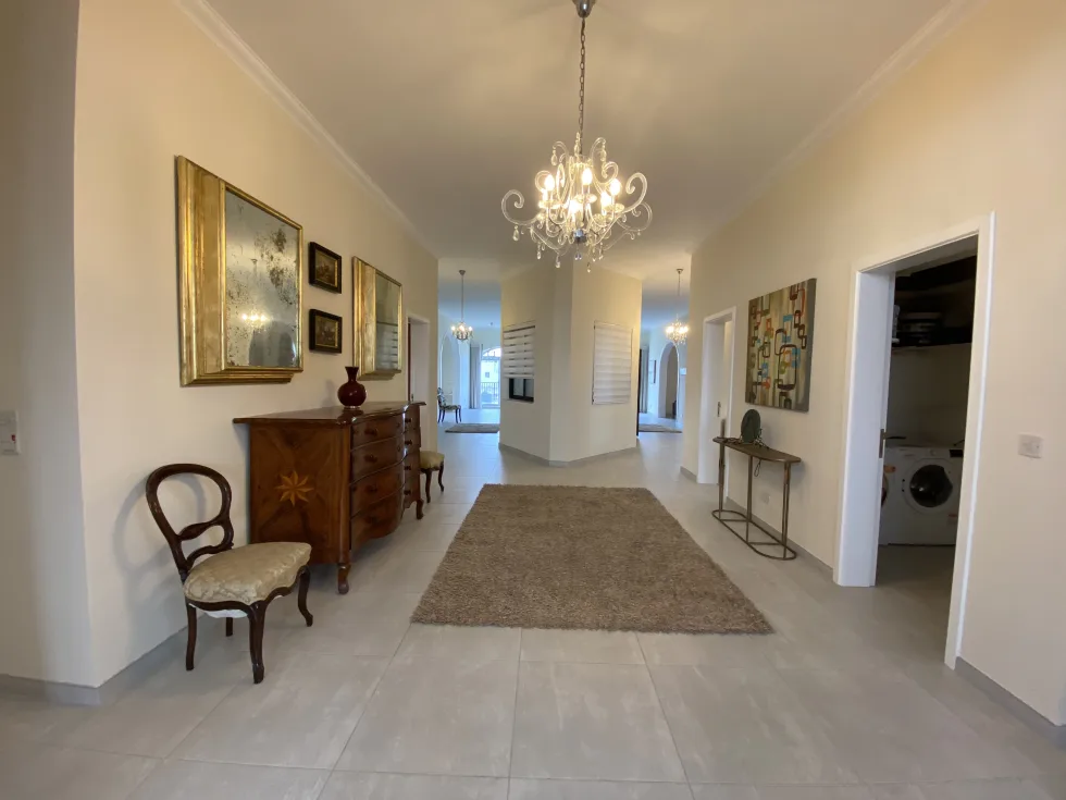3 bed Penthouse For Rent in Sliema, Sliema - thumb 9