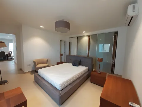 2 bed Penthouse For Rent in Sliema, Sliema - thumb 12