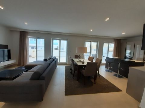 2 bed Penthouse For Rent in Sliema, Sliema - thumb 15