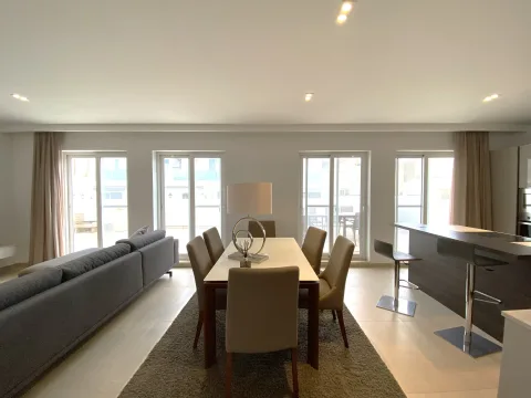 2 bed Penthouse For Rent in Sliema, Sliema - thumb 2