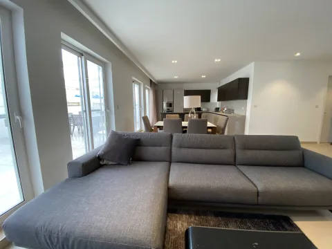 2 bed Penthouse For Rent in Sliema, Sliema - thumb 20