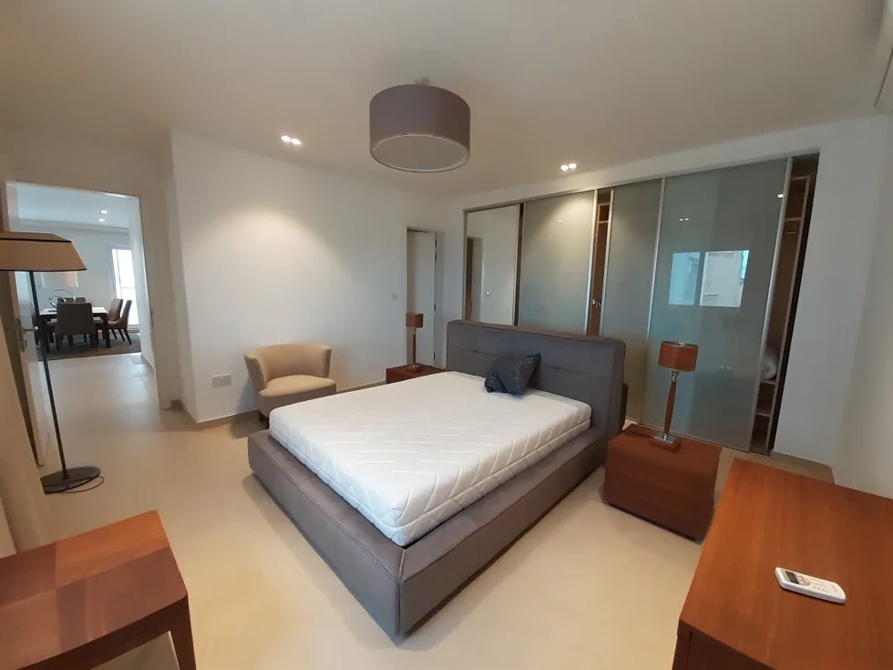 2 bed Penthouse For Rent in Sliema, Sliema - thumb 6