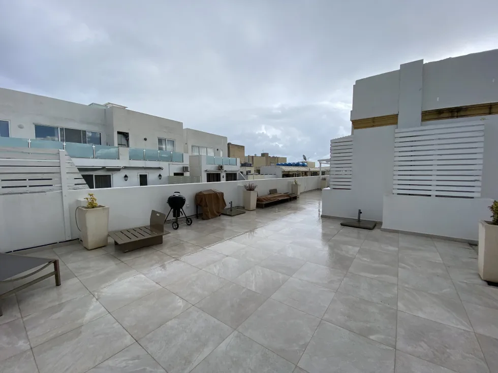 2 bed Penthouse For Rent in Sliema, Sliema - thumb 9