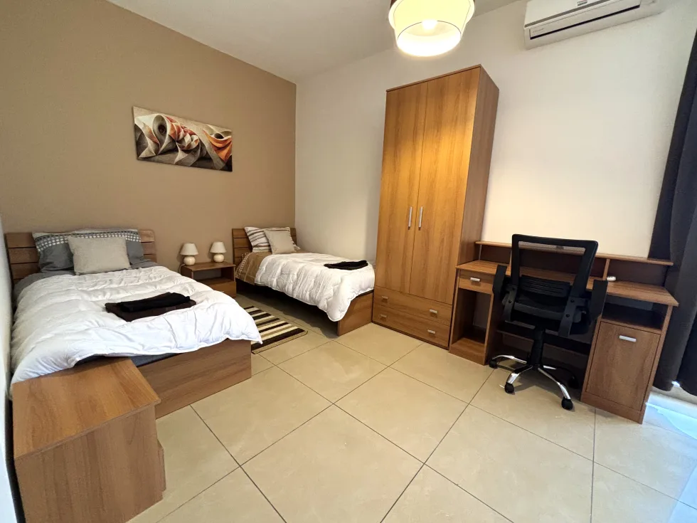 2 bed Penthouse For Rent in Gzira, Gzira - thumb 10