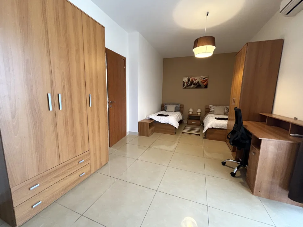 2 bed Penthouse For Rent in Gzira, Gzira - thumb 11