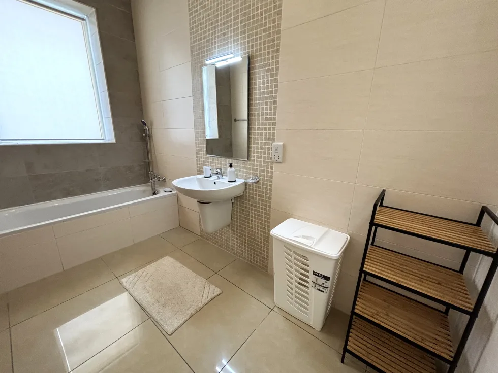2 bed Penthouse For Rent in Gzira, Gzira - thumb 9