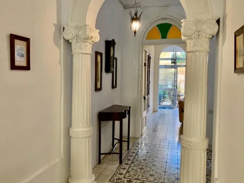 4 bed Town House For Rent in Sliema, Sliema - thumb 10