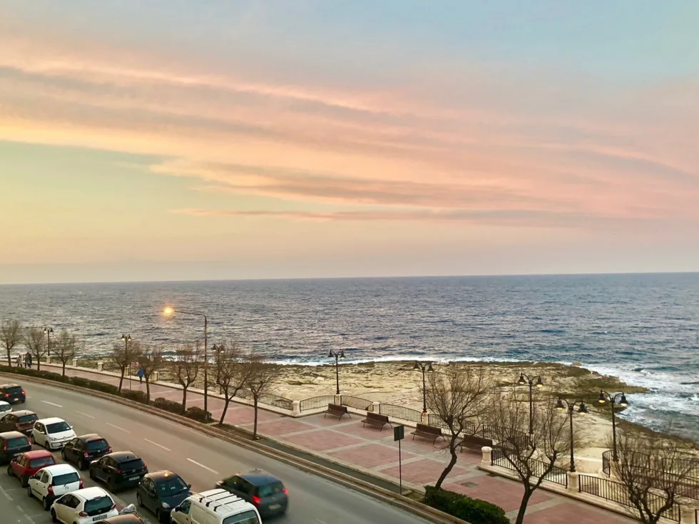 3 bed Apartment For Rent in Sliema, Sliema - thumb 9