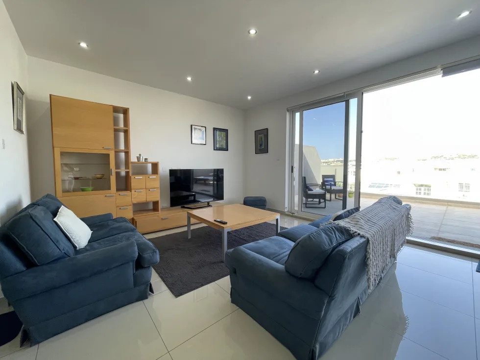 3 bed Penthouse For Rent in Balzan, Balzan - thumb 2