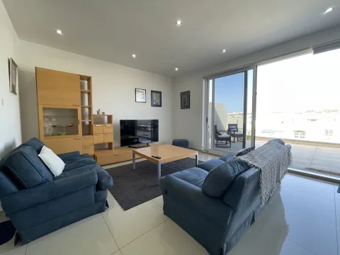 3 bed Penthouse For Rent in Balzan, Balzan - thumb 2