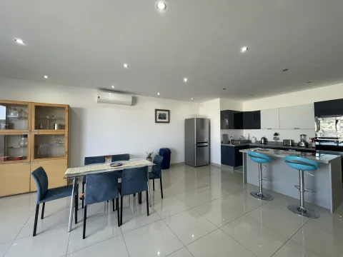 3 bed Penthouse For Rent in Balzan, Balzan - thumb 3