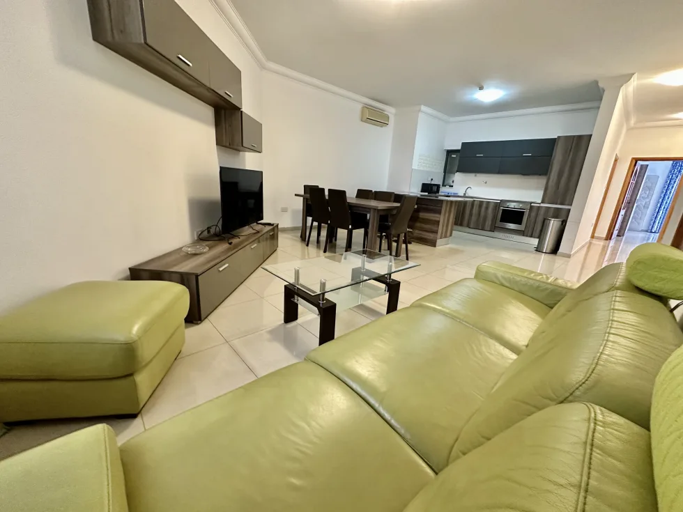 3 bed Apartment For Rent in Sliema, Sliema - thumb 3