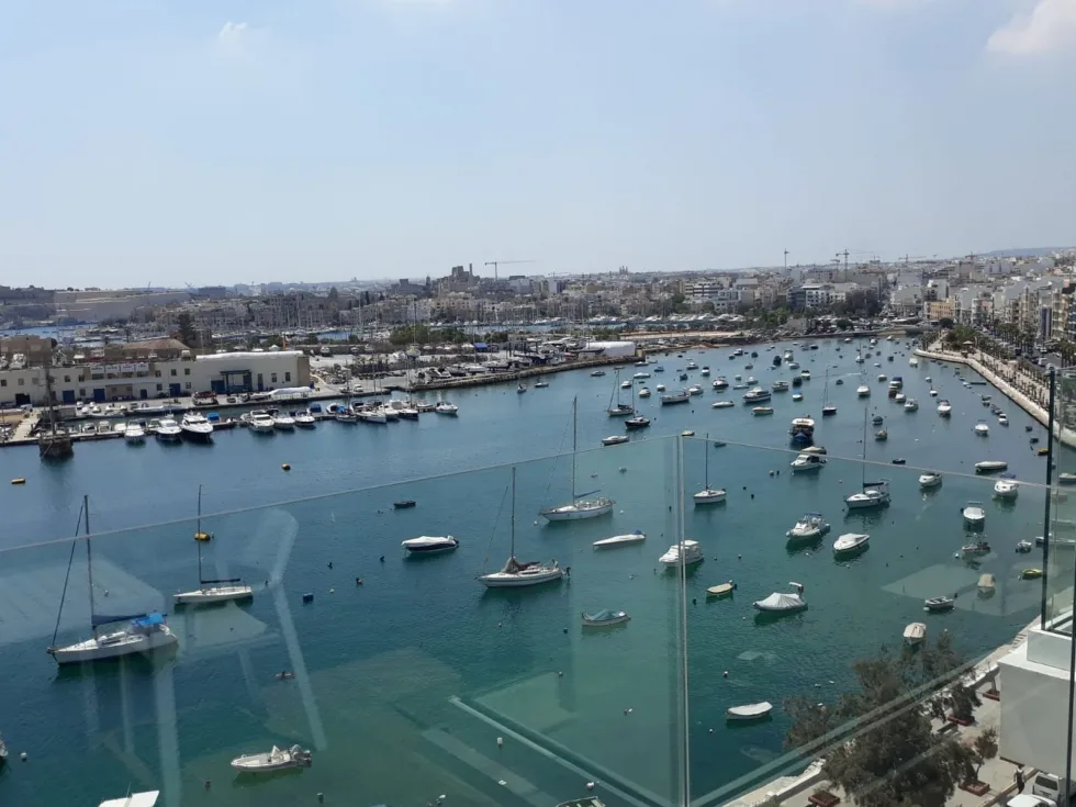 2 bed Apartment For Rent in Sliema, Sliema - thumb 1