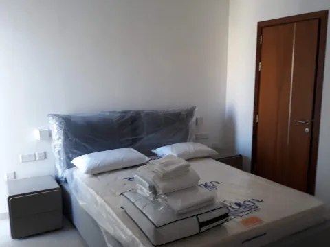 2 bed Apartment For Rent in Sliema, Sliema - thumb 12