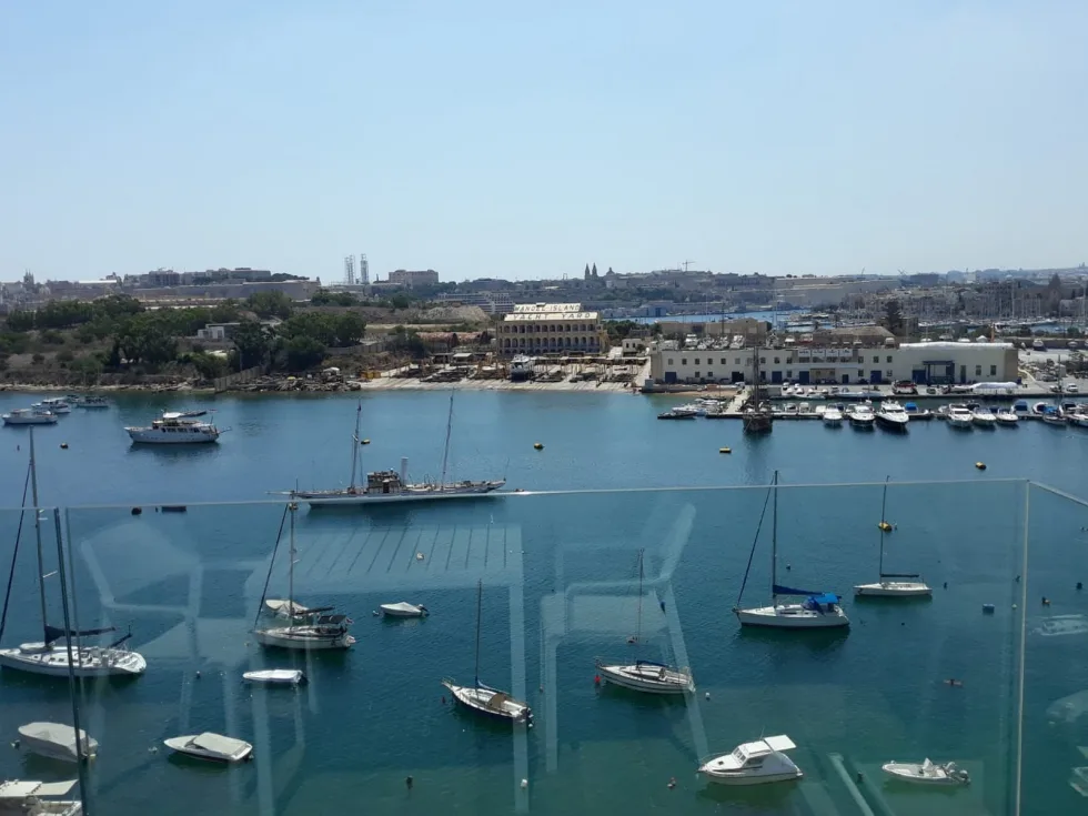 2 bed Apartment For Rent in Sliema, Sliema - thumb 4