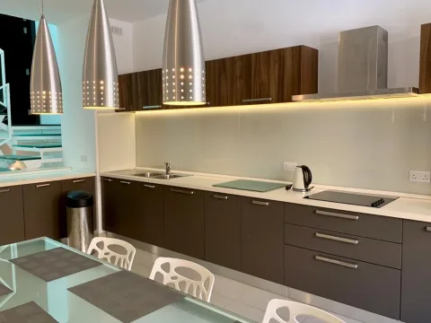 3 bed Town House For Rent in Sliema, Sliema - thumb 5