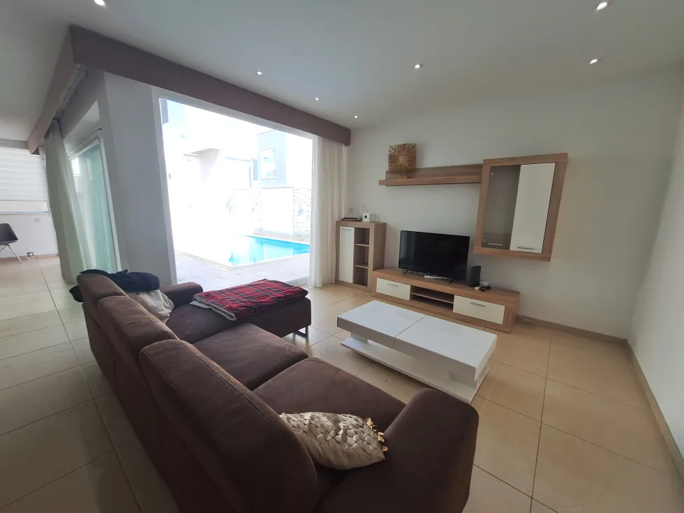 3 bed Villa For Rent in Swieqi, Swieqi - thumb 2