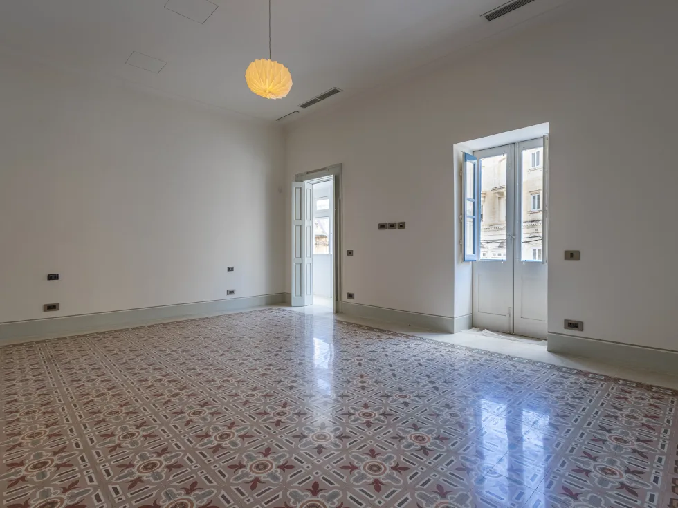 7 bed Town House For Rent in Sliema, Sliema - thumb 22