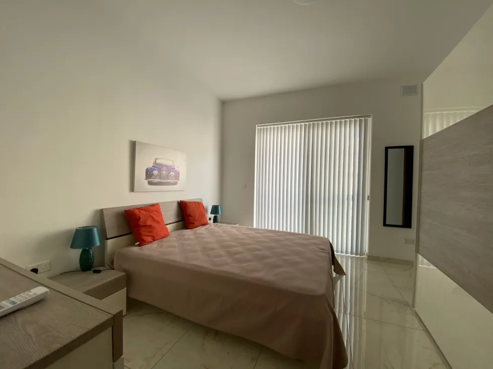 2 bed Apartment For Rent in Gzira, Gzira - thumb 7