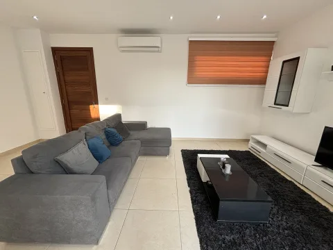 3 bed Villa For Rent in Swieqi, Swieqi - thumb 2