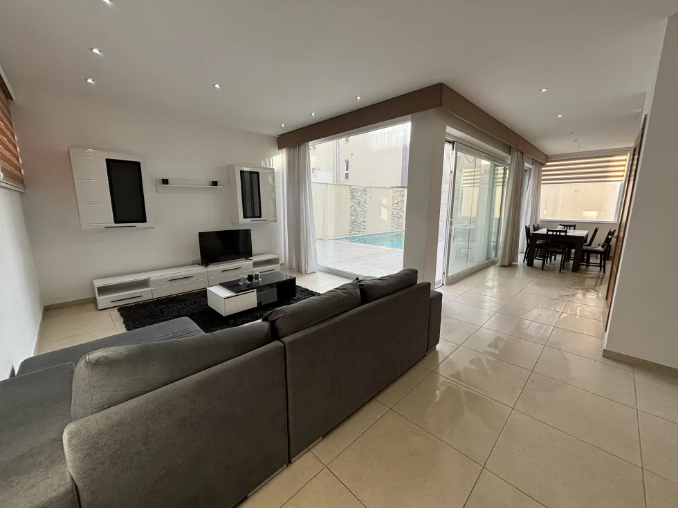 3 bed Villa For Rent in Swieqi, Swieqi - thumb 4