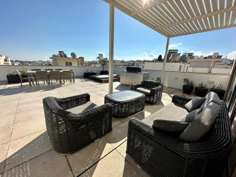 3 bed Penthouse For Rent in St Julian's, St Julian's - thumb 1