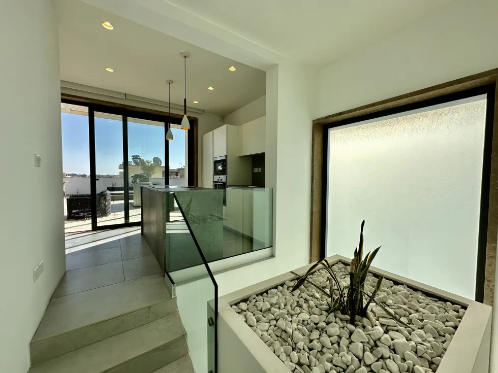 3 bed Penthouse For Rent in St Julian's, St Julian's - thumb 5