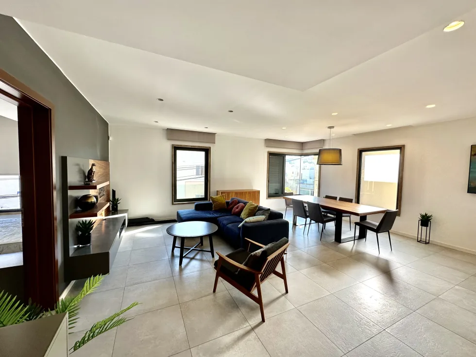 3 bed Penthouse For Rent in St Julian's, St Julian's - thumb 9