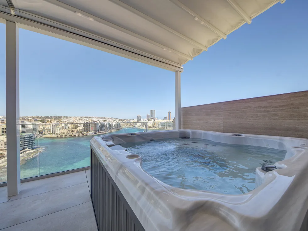 3 bed Penthouse For Rent in Sliema, Sliema - thumb 2