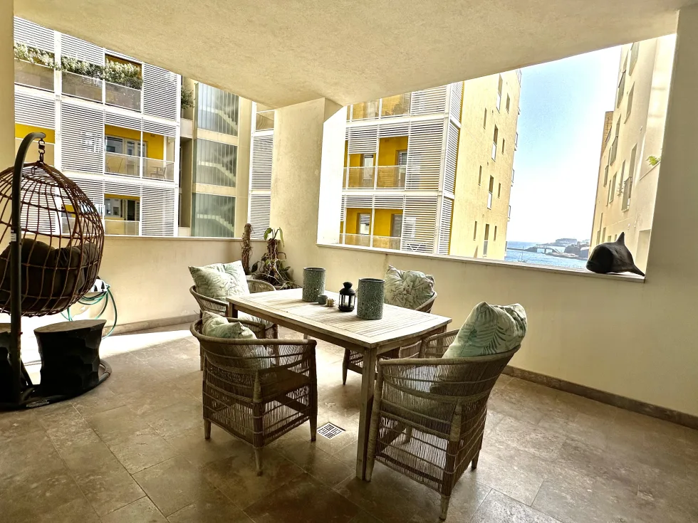 3 bed Apartment For Rent in Sliema, Sliema - thumb 1