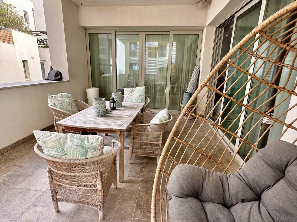 3 bed Apartment For Rent in Sliema, Sliema - thumb 2