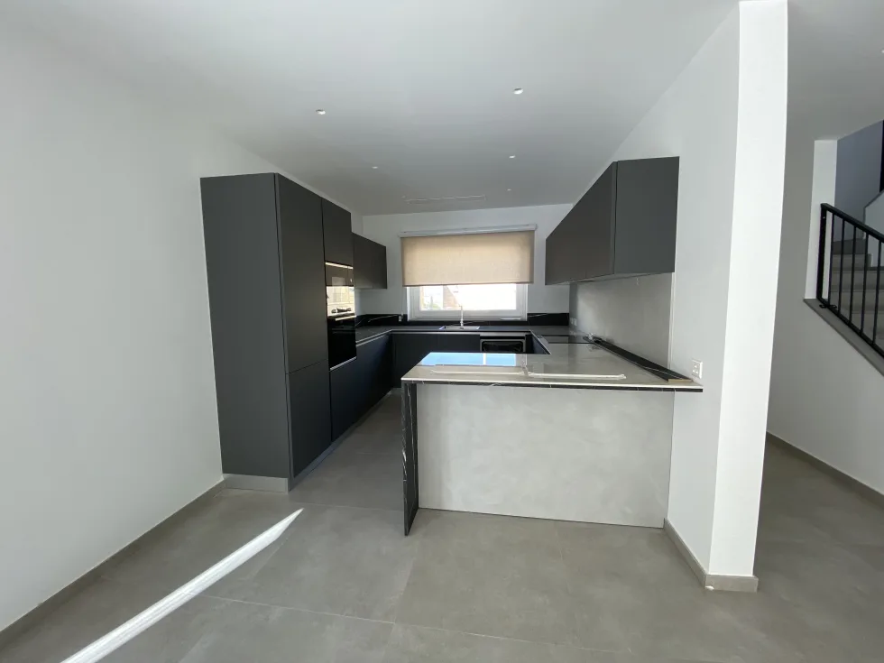 3 bed Villa For Rent in Naxxar, Naxxar - thumb 3