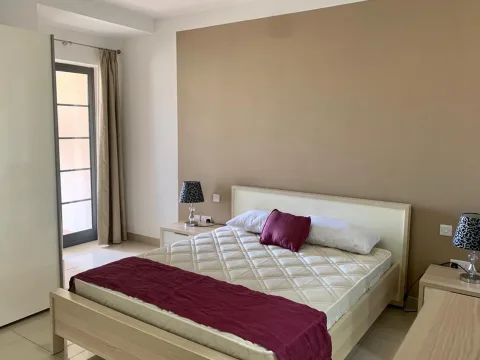 3 bed Apartment For Rent in Sliema, Sliema - thumb 12