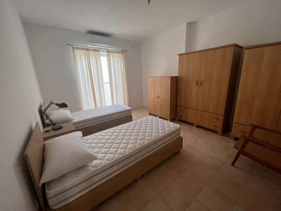 4 bed Apartment For Rent in San Gwann, San Gwann - thumb 4