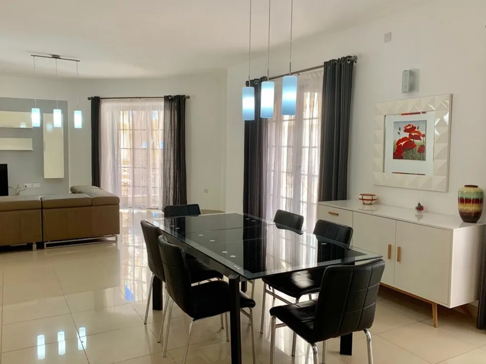 3 bed Apartment For Rent in Sliema, Sliema - thumb 1