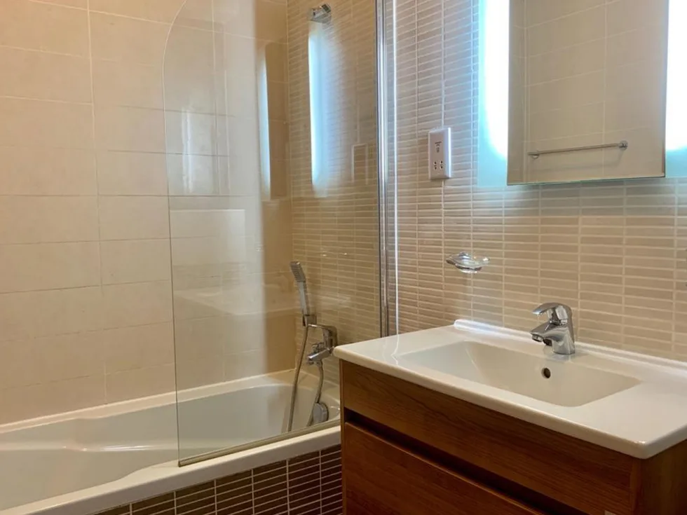 3 bed Apartment For Rent in Sliema, Sliema - thumb 9