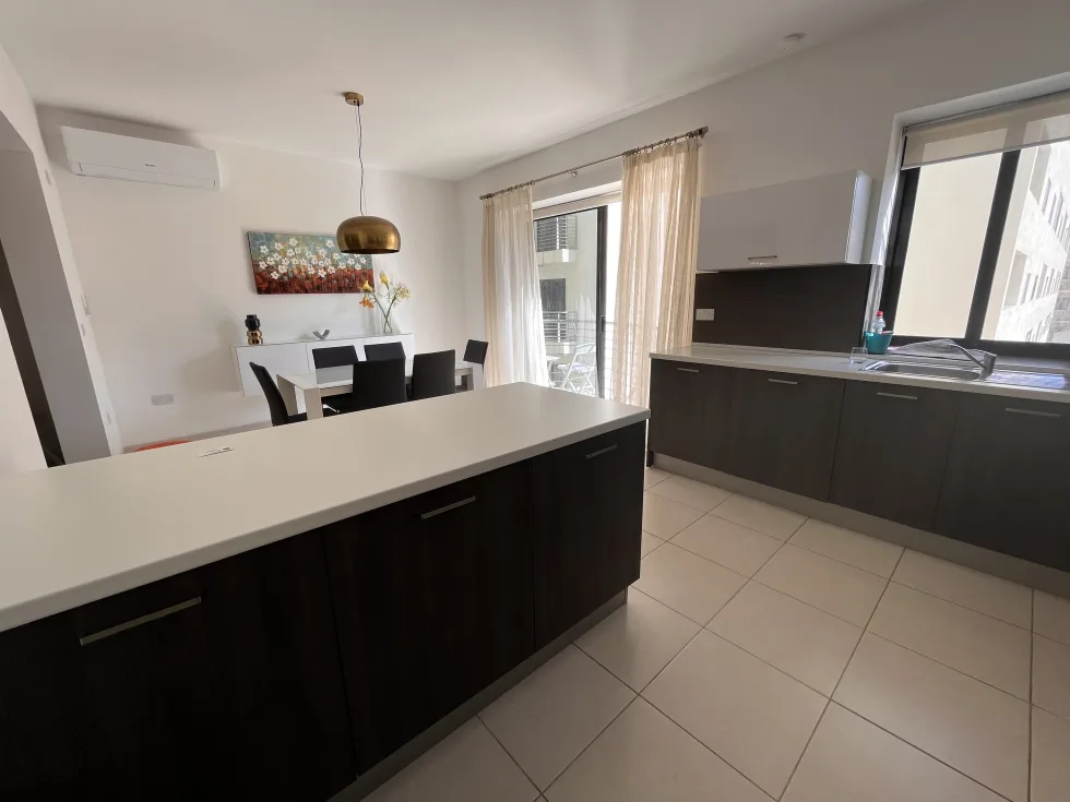 2 bed Apartment For Rent in Sliema, Sliema - thumb 5