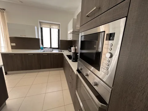 2 bed Apartment For Rent in Sliema, Sliema - thumb 6