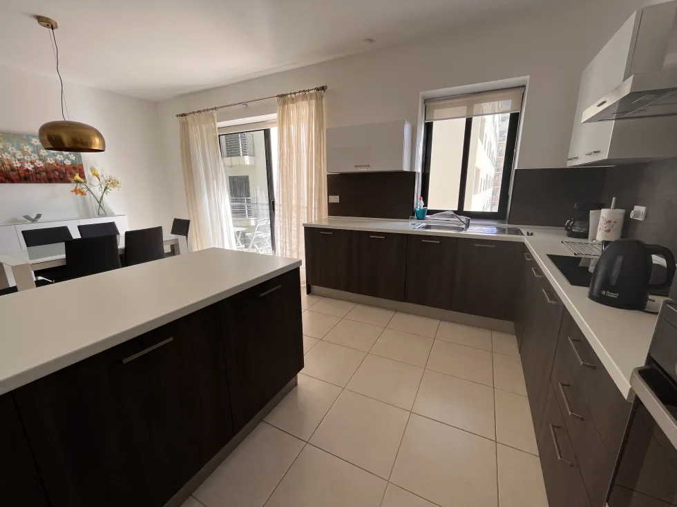 2 bed Apartment For Rent in Sliema, Sliema - thumb 7