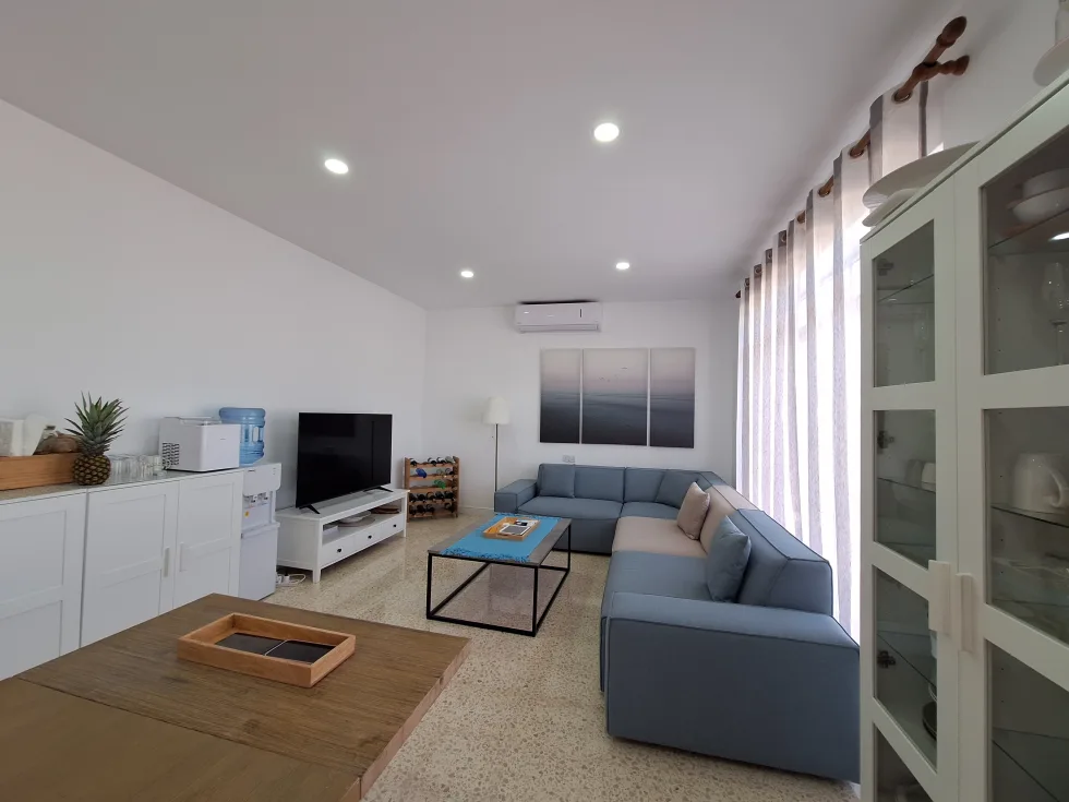 7 bed Villa For Rent in Mellieha, Mellieha - thumb 3