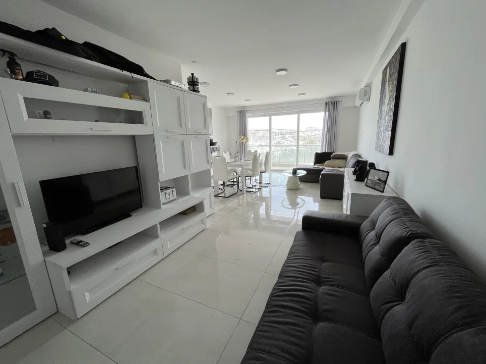 2 bed Apartment For Rent in Gzira, Gzira - thumb 3