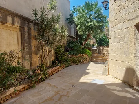 5 bed Farmhouse For Sale in Gharb, Gozo, Gharb, Gozo - thumb 1