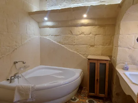 5 bed Farmhouse For Sale in Gharb, Gozo, Gharb, Gozo - thumb 17